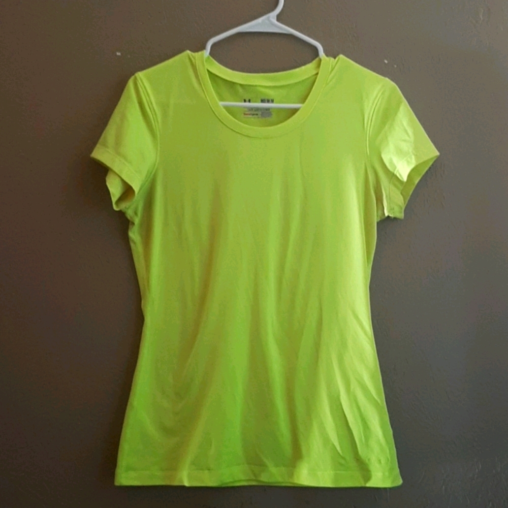 Athletic shirt